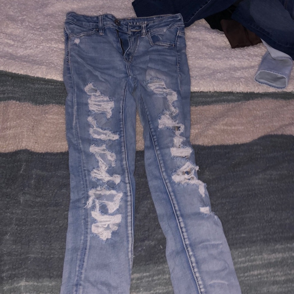 american eagle jeans- barley worn